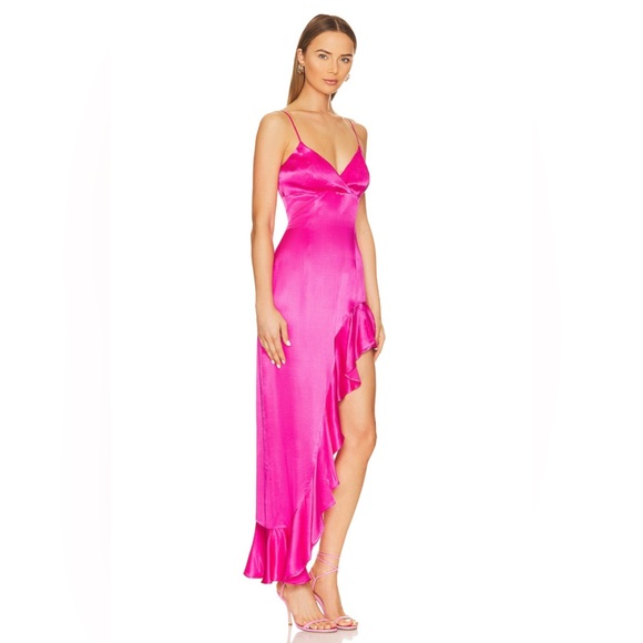 🛍️ NWT Bardot Ember Midi Dress in Pop Pink - Picture 2 of 4